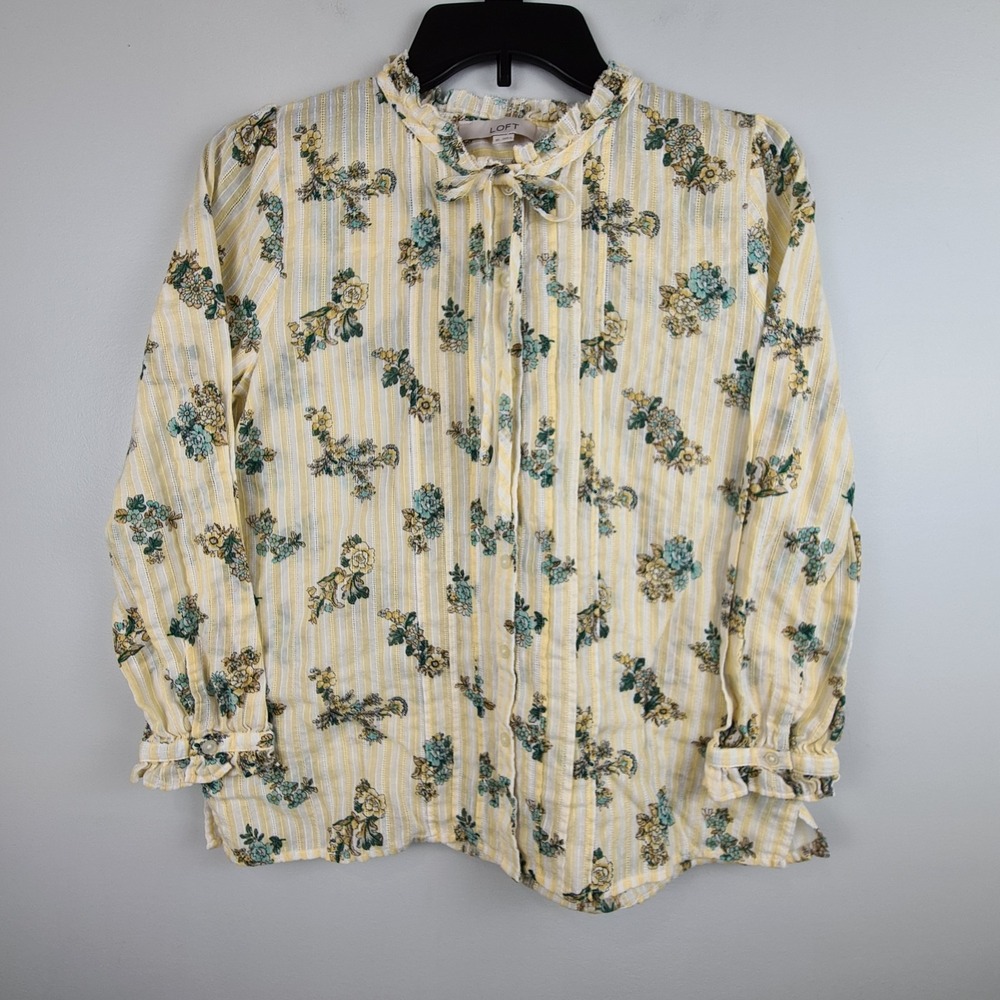 LOFT Pastel Yellow Floral Top XS Long Sleeve Mock Neck Pintuck Button Down